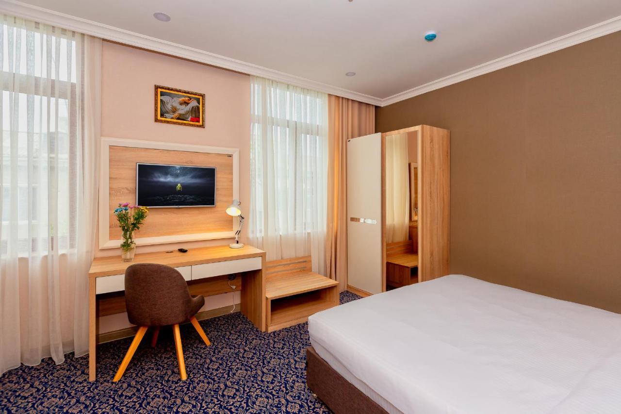 Golden City Hotel Baku Exterior foto